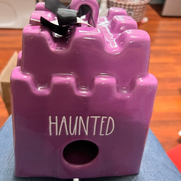 Rae dunn haunted birdhouse sandcastle shape - Picture 5 of 5